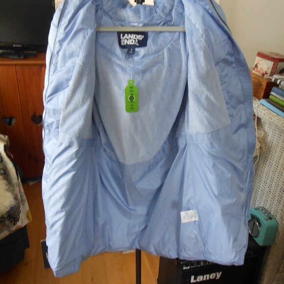 LANDS END COAT-INSULATED PLUSH LINED-WOMEN'S SIZE SMALL-SOFT BLUE - Picture 4 of 8